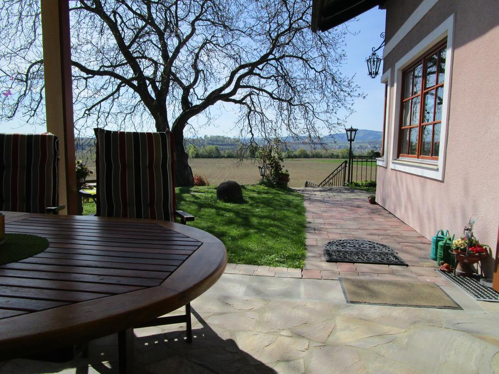 Haus Sundl - Privatzimmer Emmersdorf an der Donau Exterior photo